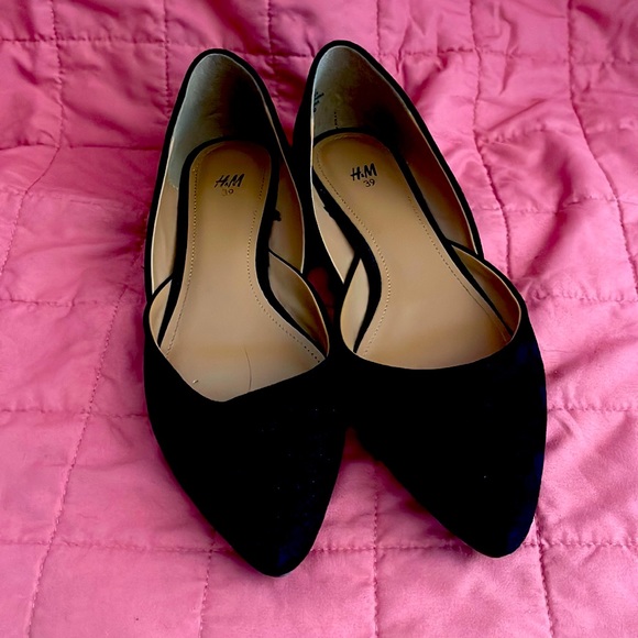 Black flats